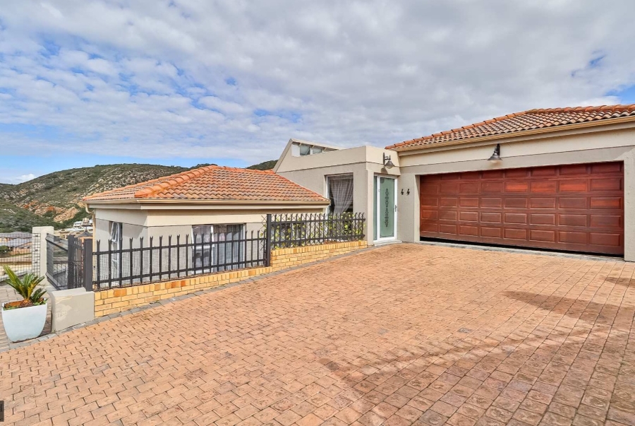 3 Bedroom Property for Sale in Island View Western Cape